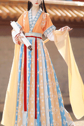 Süßes Hanfu-Kleid aus der alten Tang-Dynastie mit Stickereien